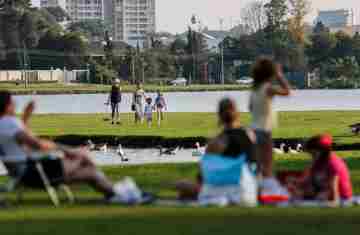  Verão: Último fim de semana da primavera terá temperaturas altas e pancadas de chuva